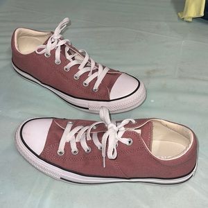 Converse Size 10